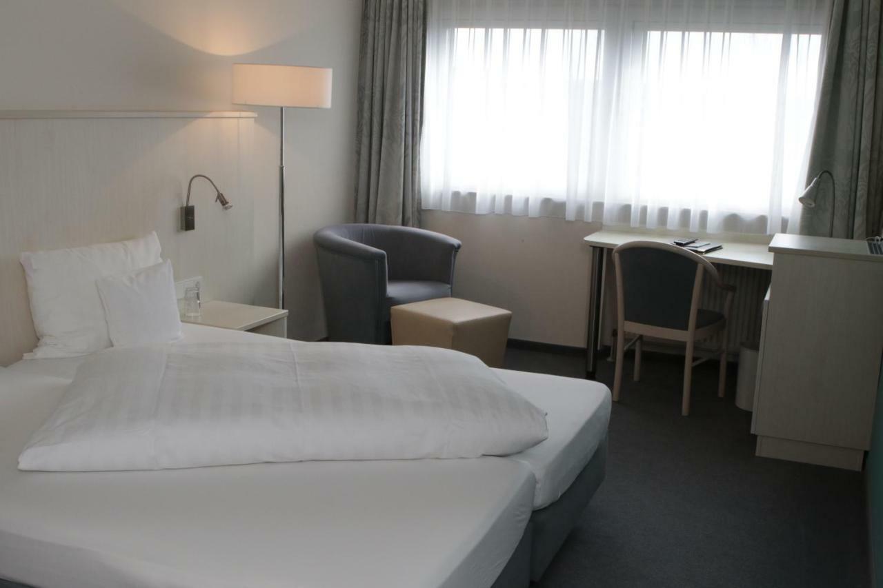 Hotel Baeren Gaertringen Екстер'єр фото